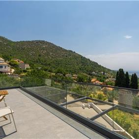 4 bedroom villa with pool in Dubrovnik region, sleeps 8 